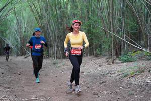 BIB: 2583, 2898
                            <button type="button" onclick="openModal(4123583)" class="btn btn-primary btn-sm float-right btn-popup" data-toggle="modal" data-target=".modal-high-quality">
                        <i class="fas fa-shopping-cart"></i> Add to Cart
                    </button>
                                            <button type="button" onclick="isThisMe(4123583, true)" class="btn btn-success btn-sm float-right btn-popup btn-isme hidden" data-toggle="tooltip" data-placement="bottom" title="นี่คือรูปของคุณใช่ไหม คลิกที่นี่เพื่อเอาเข้าอัลบั้ม">
                        <i class="fas fa-plus"></i> Add to album
                    </button>
                    <button type="button" onclick="isThisMe(4123583, false)" class="btn btn-warning btn-sm float-right btn-popup btn-isnotme hidden">
                        <i class="fas fa-ban"></i> Remove from album
                    </button>